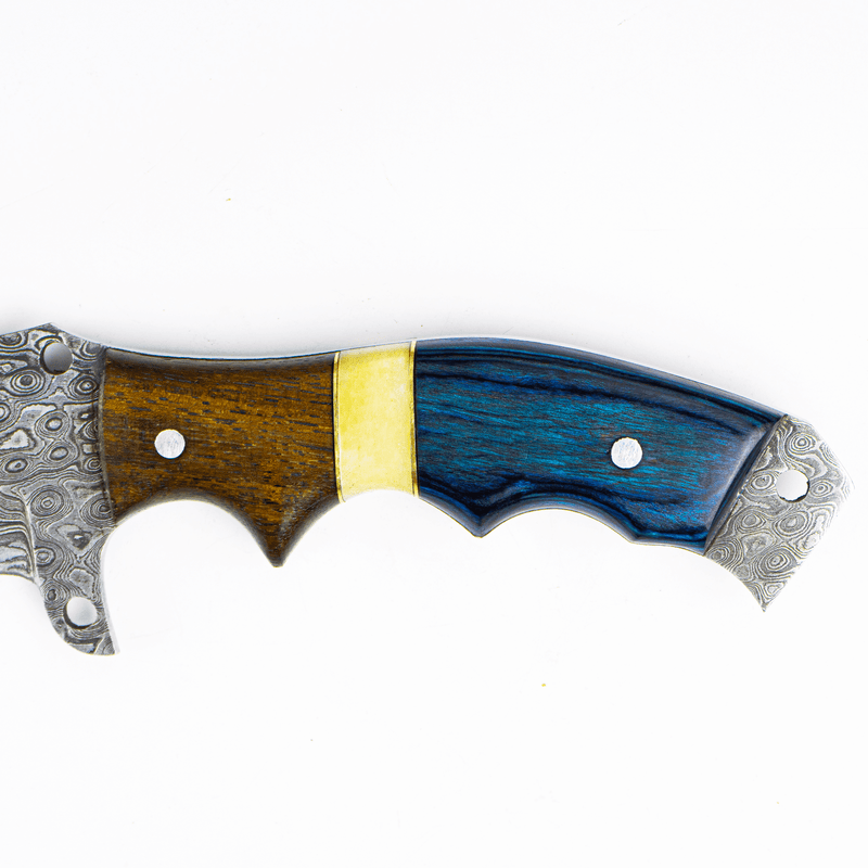 Damascus Steel Pakka Blue knife - Himalt